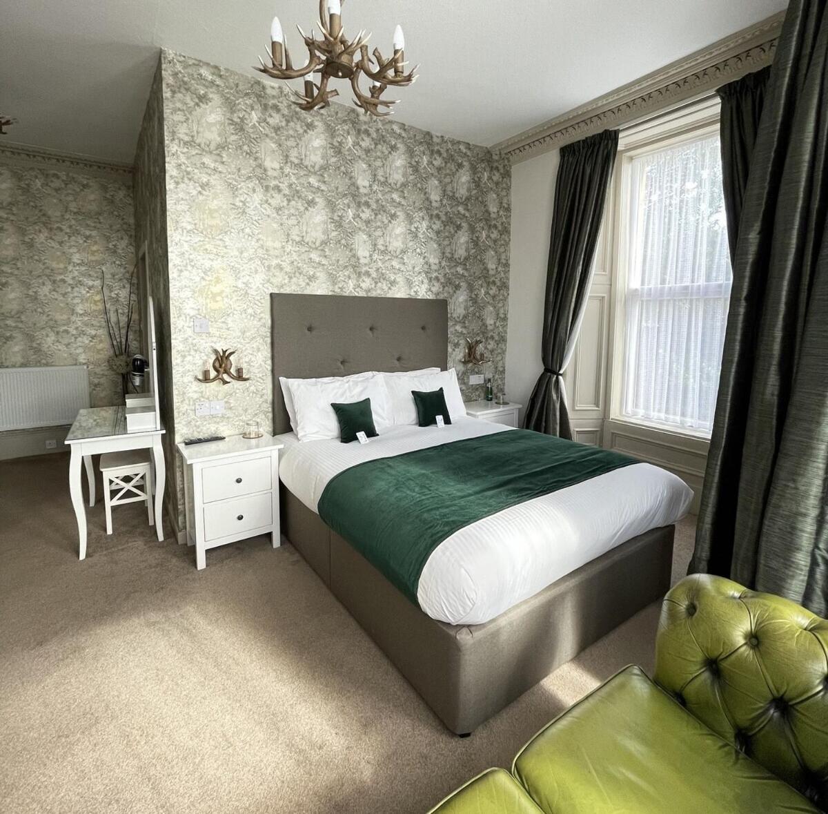 The Abbotsford Hotel Callander Ruang foto