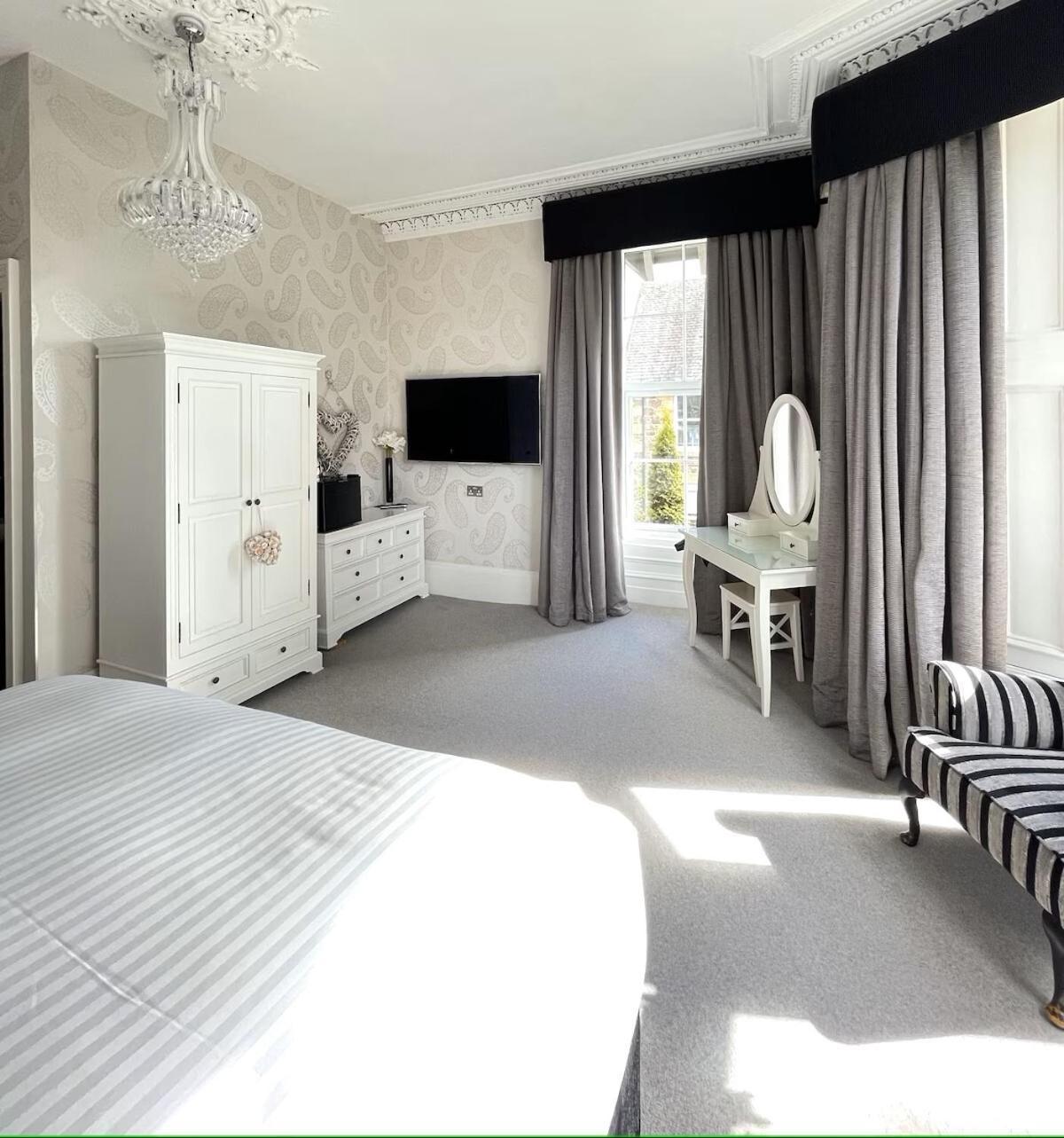 The Abbotsford Hotel Callander Ruang foto