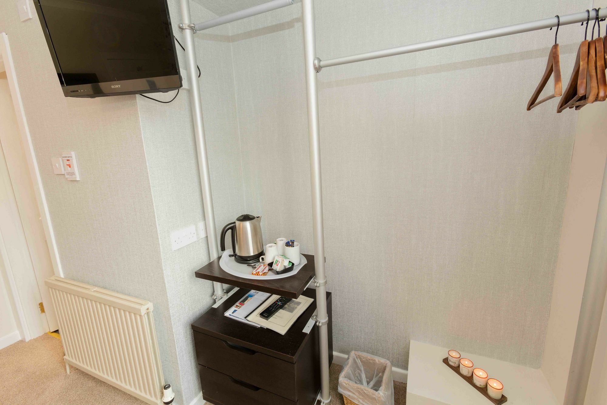 The Abbotsford Hotel Callander Bagian luar foto
